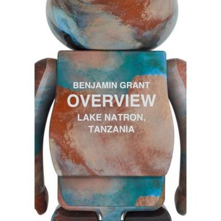 400% & 100% Bearbrick Set - Lake Natron Overview (Benjamin Grant)